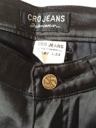 Модные черные атласные джинсы Cro Jeans
Есть две пары 27/33 новые атласные
Вто. . фото 4