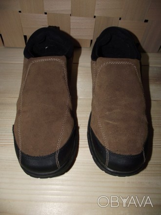Продаю фірмове, оригінальне і головне - якісне взуття з США
Кросівки "GBX"
Євр. . фото 1