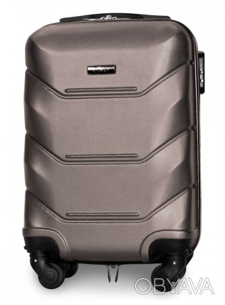 Мини пластиковый чемодан под ручную кладь Fly 147 создан для самых требовательны. . фото 1