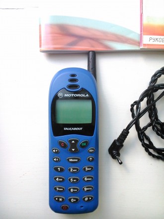 Продам мобильный телефон Motorola T-180 Talkabout
Раритет 2001 года
Телефон ра. . фото 3