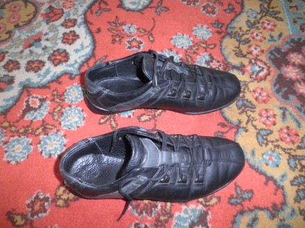 Шкіряні туфлі для хлопчика на шнурівках. . фото 2
