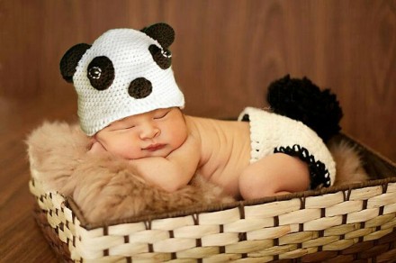 Симпатичная шапочка "Панда", связана крючком из натуральной хлопковой пряжи. Диз. . фото 2