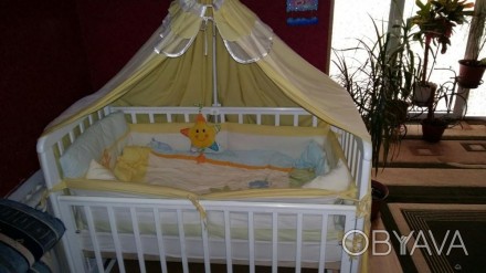 Продам детскую кроватку с матрасом (итальянский),в комплекте отдам защиту,балдах. . фото 1