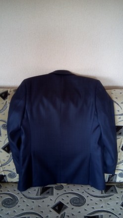 Продаю мужской костюм в отличном состоянии. Тёмно-синий цвет. Длина рукавов 63см. . фото 5