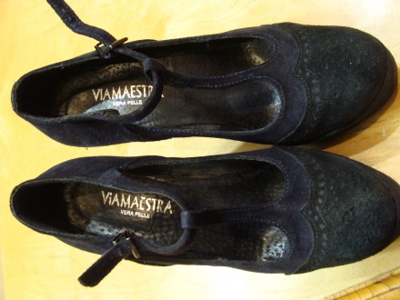 Замшевые туфли на каблуке, платформе с пряжкой. Цвет сине-черный. Привезены из И. . фото 5
