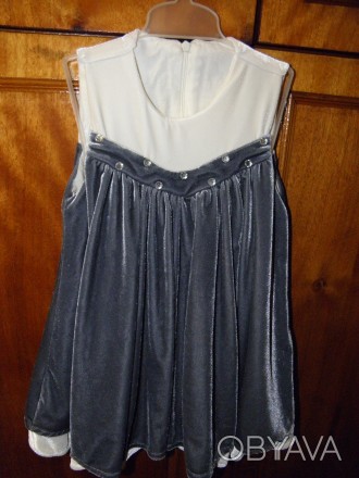 Велюровое серое платье с паетками, от кокетки расклешенное, спинка на молнии,шир. . фото 1