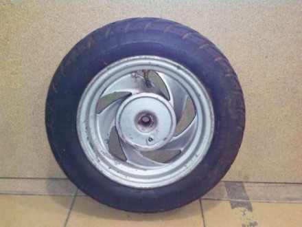 Продам колесо в сборе Хонда леад состояние идеальное резина кенда, износа практи. . фото 2