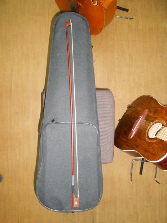 Полноразмерная скрипка Maxtone TV4/4 P почти полностью изготовлена из клена. Cкр. . фото 9
