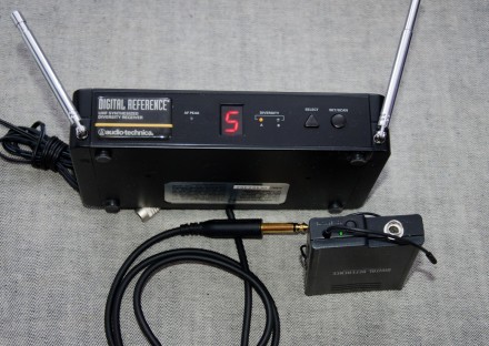 Радіосистема для гітари інструментальна Audio-Technica ATW-701/G в ідеальному ро. . фото 3