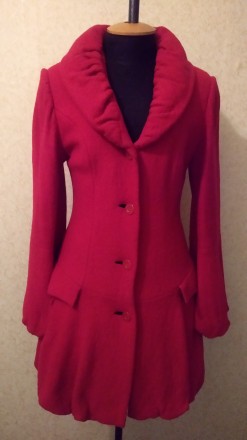 Пальто  букле красное демисезонное(только подкладка,без утеплителя) размер 44 су. . фото 9