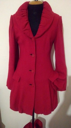 Пальто  букле красное демисезонное(только подкладка,без утеплителя) размер 44 су. . фото 8