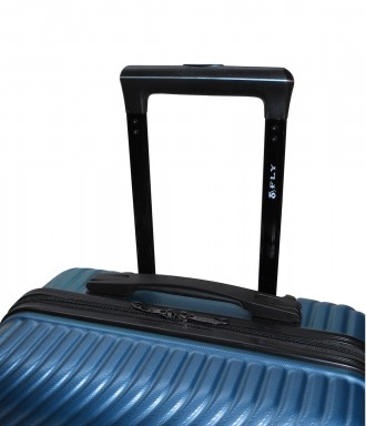
Предлагаем к покупке маленький пластиковый чемодан Fly 2702 польского производи. . фото 8