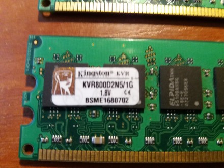 Продаю оперативную память Kingston 1 GB DDR2 800 MHz PC2-6400.
Две планки за 15. . фото 3