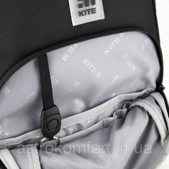 Рюкзак Kite K20-814L-1 выполнен из прочного полиэстера в черном цвете с яркими ж. . фото 8