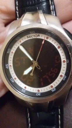 Это настоящие мужские часы. Материал корпуса часов — сталь. В этих часах использ. . фото 4