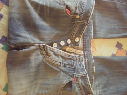Предлагаю вашему вниманию мужские фирменные джинсы warren webber.
Пояс 40 см
Б. . фото 10