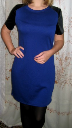 Синее платье из французского трикотажа и вставками и рукавами из кожзама. 46 раз. . фото 4