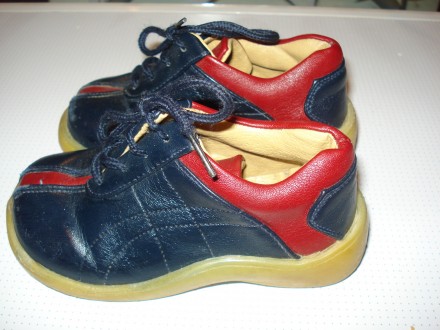 Продам детские туфельки на мальчика.16 размера фирмы  KEN JIA Состояние идеально. . фото 4