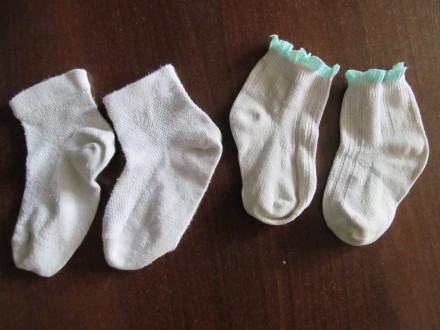 Продам носочки для новорождённых в хорошем состоянии. Белые на фото 2 длинна - 8. . фото 3