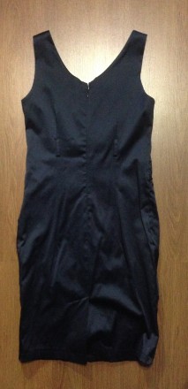 Нарядное платье
Темно-синего, красивого цвета 
Ткань немного тянется
Одето бы. . фото 5