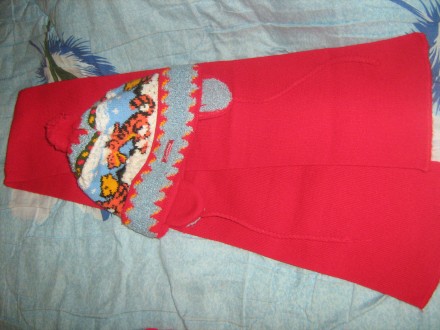 Шапка+шарфик,детские,цвет-красный,шарфик длина 139см,
зимние теплые,состояние б. . фото 3