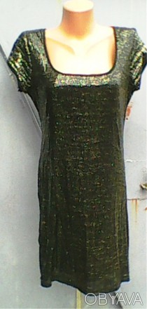 Платье нарядное из пайеток на подкладке. . фото 1