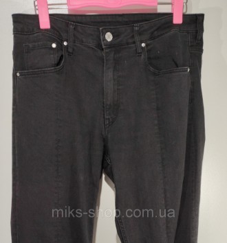 Женские серые эластичные джинсы. Размер 32. Ткань эластичная коттон - эластан. З. . фото 4