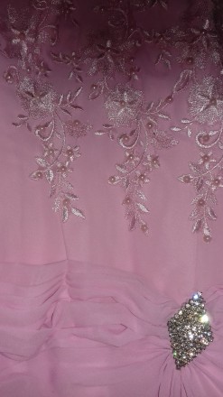 Платье вечернее длинное "Мечта"
Цвет как на фото :   розовый
Размер 44-46
Кор. . фото 6