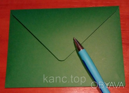 Дизайнерская плотная двусторонняя бумага, плотность 120 грамм. Цвет темно-зелены. . фото 1