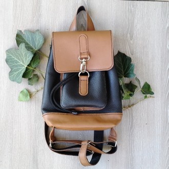 Кожаный городской рюкзак выполнен из натуральной кожи двух цветов : черной и кор. . фото 5