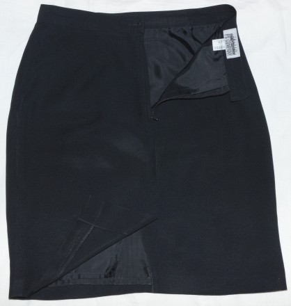 Продам юбку  "PS Company",
б/у,
в хорошем состоянии,
цвет чёрный,
верх: 50% . . фото 3