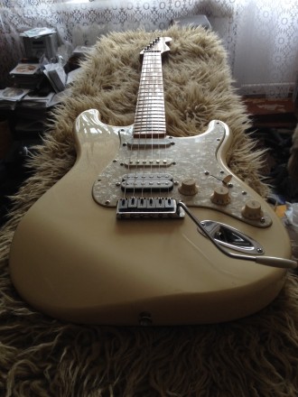 Fender Classic Series 50s Special Edition Stratocaster (body & neck) MZ303. 2003. . фото 3