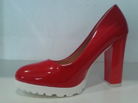 Женские модельные туфли красного цвета на высоком каблуке 10см +платформа 1.5см.. . фото 3