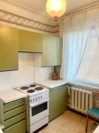 Квартира в хорошем жидом состоянии, чистая. 
 
3 раздельные комнаты, из каждой к. Киевский. фото 13