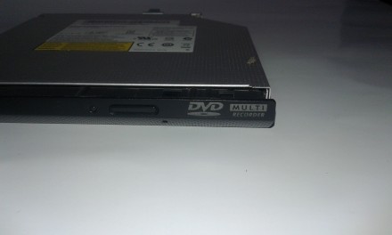 Пишущий DVD/ CD  привод DS-8A8SH в хорошем б/у состоянии. Интерфейс: SATA. Подде. . фото 3