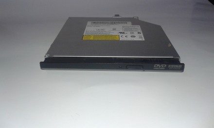 Пишущий DVD/ CD  привод DS-8A8SH в хорошем б/у состоянии. Интерфейс: SATA. Подде. . фото 2