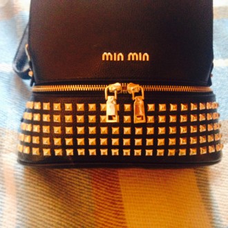 Молодежный кожаный рюкзак Min Min современная трактовка стиля casual с заклепкам. . фото 3