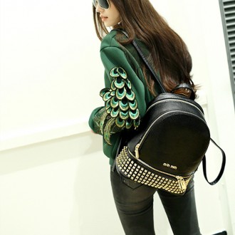 Молодежный кожаный рюкзак Min Min современная трактовка стиля casual с заклепкам. . фото 8