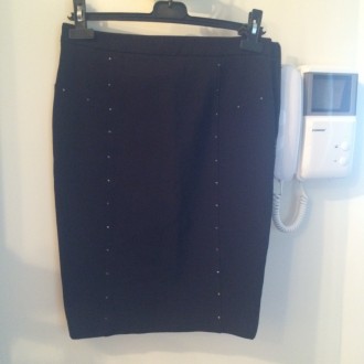 Черная юбка-карандаш Stefanel, размер XS-S. Длина - 55 см., талия - 74 см., бедр. . фото 2