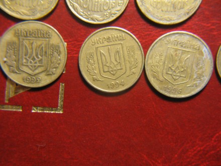 продам монеты Украины номиналом 25 копеек год выпуска 1992.94.96.гурт мелкий и к. . фото 3
