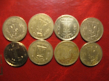 продам монеты номиналом одна гривна.год выпуска 1996.2001.2002.2003.. . фото 3