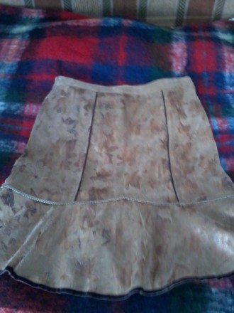 Костюм из микровельвета бежевого цвета. Пиджак и юбка на подкладке. Размер 50/52. . фото 10
