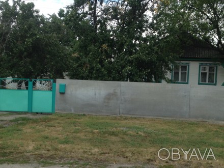 Продается частный дом с. Александровка -в 40 км от города Изюма,15 км от железно. Александровка. фото 1