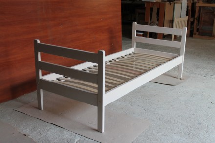 Изготавливаем кровати из натурального дерева. Цена кровати в размере 80/190 см -. . фото 2