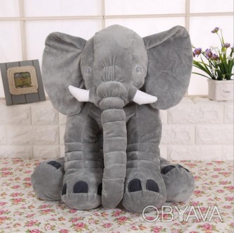 Большой плюшевый слон. Очень мягкий, приятный на ощупь. Может сидеть и лежать. Л. . фото 1