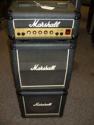 MARSHALL MG15CFXMS представляет собой гитарный микро-стэк, в состав которого вхо. . фото 4