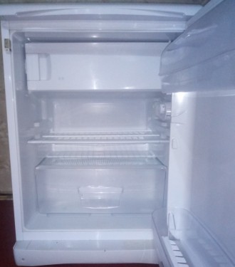 Продам холодильник Indesit TT 85
размеры: ширина 60 см, высота 85 см, глубина 6. . фото 3