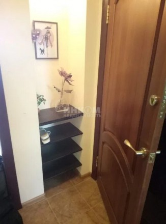 Продается 4-х комнатная квартира в Луганске по ул. Фрунзе, рядом сМашколледж. Кв. Жовтневый. фото 4