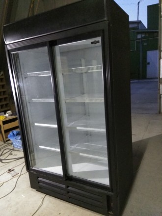 Холодильні двохдверні шафи купе. 120-130см по дверях,глубокі
Компресор правцює . . фото 5