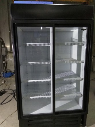 Холодильні двохдверні шафи купе. 120-130см по дверях,глубокі
Компресор правцює . . фото 4